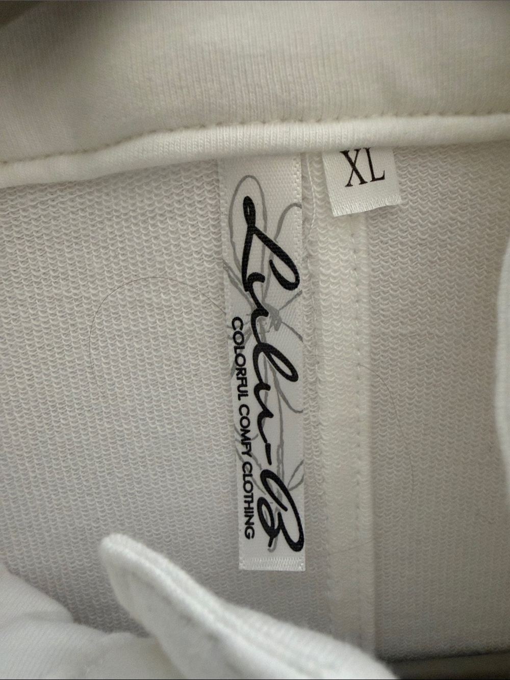 NWOT Lulu B White Super Soft Comfy Long Sleeved Top Buttons Drawstring Sz XL - Picture 5 of 5